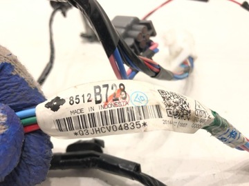 SVAZEK DVEŘE PŘEDNÍ PRAVÁ 8512B728 PEUGEOT 4008 12-22