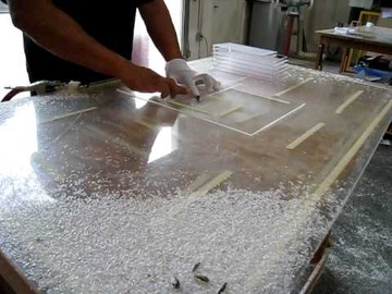 УСЛУГИ РЕЗКИ оргстекла, ПВХ, дибонда, поликарбоната