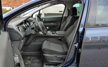 Peugeot 3008 I Crossover 1.6 156KM 2010 Peugeot 3008 155 tys. km Bezwypadkowy 1.6 Benzyna 156KM, zdjęcie 6