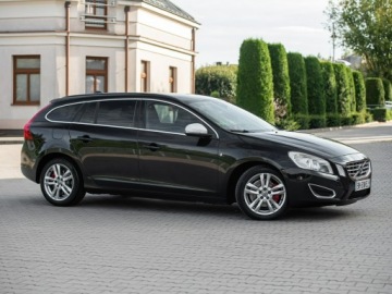 Volvo V60 I Kombi 2.0 D3 163KM 2012 Volvo V60 R-Design 2.0d D4 163KM 5cylinów Manual, zdjęcie 17
