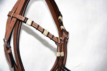 ЗАПАДНАЯ УЗДЕЧКА ИЗ США РАЗМЕР ПОВОДА. Полный