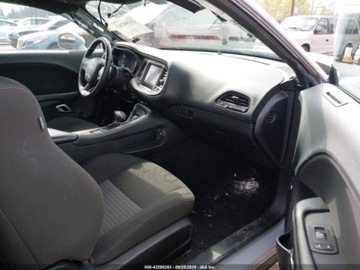 Dodge Challenger III 2021 Dodge Challenger RT Scat Pack 2021 6.4l 6.4 Benzyna 485KM, zdjęcie 9