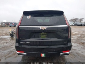 Cadillac Escalade III 2021 Cadillac Escalade 2021 Cadillac Escalade 2WD 4dr Premium Luxury 6.2 Benzyna, zdjęcie 14
