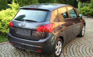 Kia Venga Mikrovan 1.4 DOHC CVVT 90KM 2012 Kia Venga Kia Venga Benzyna Zadbany Egzemplarz 1.4 Benzyna 90KM, zdjęcie 8