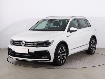 Volkswagen Tiguan II SUV 2.0 TSI 180KM 2018 VW Tiguan 2.0 TSI, Salon Polska, 4X4, DSG, Navi, zdjęcie 1