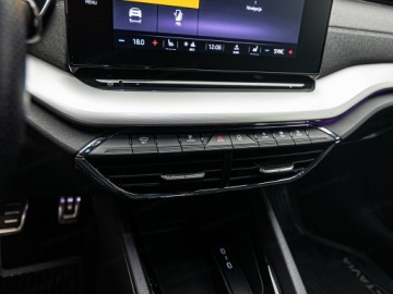 Skoda Octavia IV Liftback 1.5 TSI EVO 150KM 2021 SKODA Octavia 1.5 TSI e-Tec Style DSG Combi 150KM 2021, zdjęcie 17