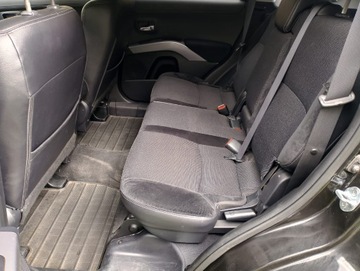 Mitsubishi Outlander 2009 Mitsubishi Outlander II Lift 2009 2.0 Di-D, zdjęcie 11