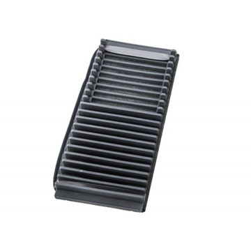 Складная мобильная сушилка для посуды с впитывающим ковриком.