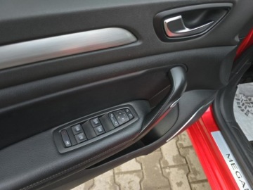 Renault Megane IV Grandtour 1.2 Energy TCe 130KM 2016 Megane 1.2 Energy TCe Intens, zdjęcie 9