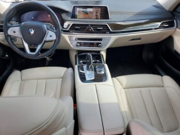BMW Seria 7 G70 2022 BMW Seria 7 740xi 2022 3.0 Benzyna 375KM, zdjęcie 8