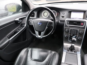 Volvo V60 I Kombi 1.6 DRIVe 115KM 2012 Volvo V60 D2, Skóra, Navi, Klima, Klimatronic, zdjęcie 6