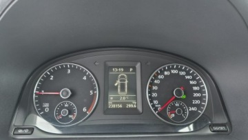 Volkswagen Caddy III Kombi Facelifting 1.6 TDI 102KM 2013 Volkswagen Caddy automat 7 osobowy climatronic, zdjęcie 9