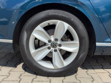 Volkswagen Passat B8 Variant Facelifting 2.0 TDI SCR 200KM 2023 Volkswagen Passat 2.0TDI 200KM Elegance DSG SerwisASO Acc Navi Matrix Virt, zdjęcie 36