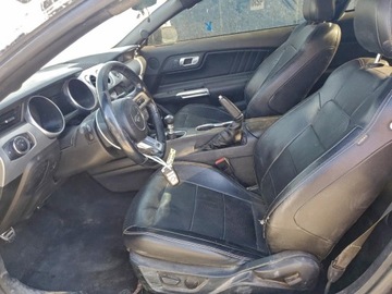 Ford Mustang VI Fastback Facelifting 5.0 Ti-VCT 450KM 2023 Ford Mustang GT 2023 5.0 Benzyna 450KM, zdjęcie 5