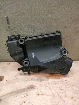 BMW F07 F01 F10 POUZDRO FILTRU VZDUCHU 7583725