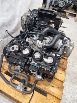 HONDA CB CBR 1100 SF X11 Blackbird ДВИГАТЕЛЬ