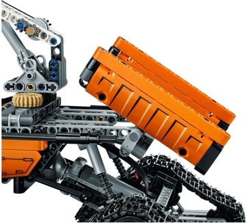 LEGO Technic Арктический вездеход 42038