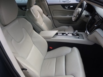 Volvo S60 III 2022 Volvo S60 B4, Salon Polska, 1. Właściciel, zdjęcie 8