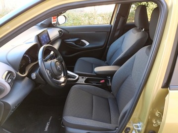 Toyota Yaris IV Hatchback 1.5 Hybrid Dynamic Force 116KM 2022 Toyota Yaris Cross Hybrid 1.5 Comfort 1.5 Hybryda, zdjęcie 11