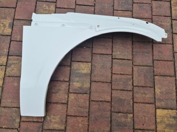 BLATNÍK PRAVÝ PŘEDNÍ PORSCHE MACAN 95B