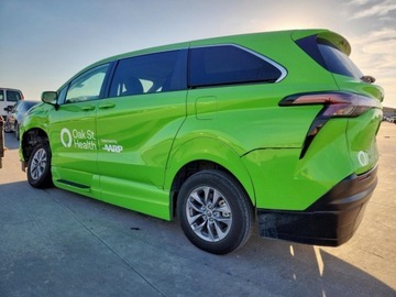 Toyota Sienna III 2024 Toyota Sienna Le 2.5 Hybryda 245KM, zdjęcie 1