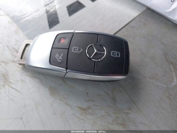 Mercedes GLB 2022 Mercedes-Benz GLB 250 4Matic 2022 2.0 Benzyna 221KM, zdjęcie 10