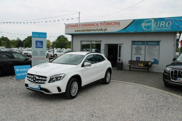 Mercedes GLA I Off-Roader Facelifting 1.6 180 122KM 2019 Mercedes GLA 180 F-vat Salon Polska Kamera Automat