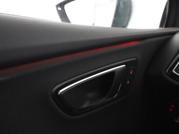 Seat Leon III SC Facelifting 2.0 TDI 184KM 2018 Seat Leon 2.0 TDI Automat FR Nawigacja Tempomat, zdjęcie 37