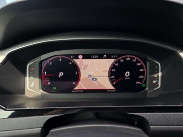 Volkswagen Arteon Fastback Facelifting 2.0 TDI 200KM 2023 Volkswagen Arteon 2.0 TDI 200KM R-Line DSG FV23 Hak DCC Kamer z widokiem 3, zdjęcie 3