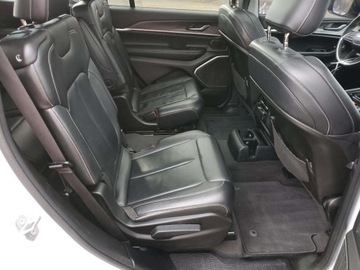 Jeep Grand Cherokee IV 2022 Jeep Grand Cherokee L Limited 2022 3.6l 3.6 Benzyna 293KM, zdjęcie 11
