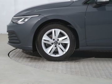 Volkswagen Golf VIII Variant 1.5 eTSI 150KM 2021 VW Golf 1.5 eTSI, Salon Polska, 1. Właściciel, zdjęcie 13