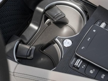 Mercedes GLS X167 SUV Facelifting 3.0 350d 313KM 2026 MERCEDES-BENZ GLS 350 d 4-MATIC AMG Line 3.0 (313KM) 2026, zdjęcie 13