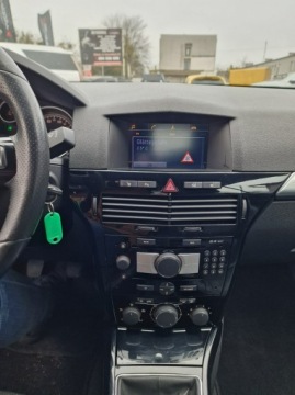 Opel Astra H Cabrio 1.8 ECOTEC 140KM 2007 Opel Astra 1.8 Benzyna 140 KM, Twin-Top, Skóra,, zdjęcie 14
