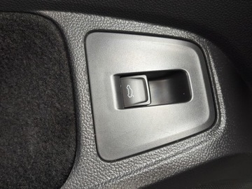 Volkswagen Tiguan Allspace SUV Facelifting 2.0 TDI SCR 150KM 2022 Volkswagen Tiguan Allspace VW Tiguan Allspace 2.0 TDI SCR Life 2.0 Diesel, zdjęcie 31