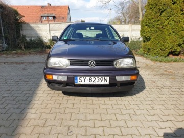 Volkswagen Golf III Hatchback 1.6 75KM 1997 Volkswagen Golf III, zdjęcie 2