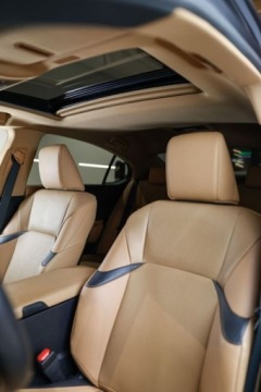 Lexus ES VII (XV70) Sedan Facelifting 300h 218KM 2023 Lexus ES 300h Business Edition 2.5 Hybryda 218KM, zdjęcie 13