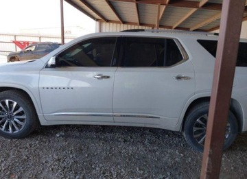 Chevrolet 2023 Chevrolet Traverse 2023, 3.6L, 4x4, PREMIER, od ubezpieczalni, zdjęcie 2