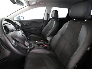 Seat Leon III ST 2.0 TDI CR 150KM 2016 Seat Leon Niski przebieg Navi Czujniki parkowania, zdjęcie 12