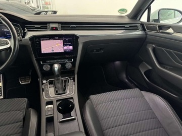 Volkswagen Passat B8 Limousine Facelifting 2.0 TDI SCR 150KM 2020 Volkswagen Passat 2.0TDI 150KM DSG R-Line Virtual LIFT Full LED VAT23 SSU, zdjęcie 7