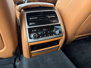 BMW Seria 7 G11-G12 Sedan 750i 450KM 2017 BMW 750 750i,Dociągi,KeyLess,skrętna oś,panorama S, zdjęcie 14
