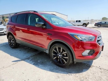 Ford Escape III 2018 Ford Escape 2018 FORD ESCAPE SE 1.5 Benzyna 181KM, zdjęcie 4