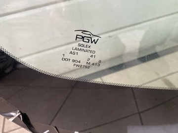 MAZDA CX 9 SKLO (OKNO) ČELNÍ SENSOR
