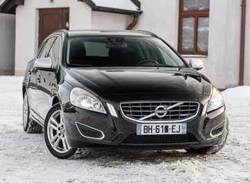Volvo V60 I Kombi 2.0 D3 163KM 2012 Volvo V60 R-Design 2.0d D4 163KM 5cylinów Manual, zdjęcie 3