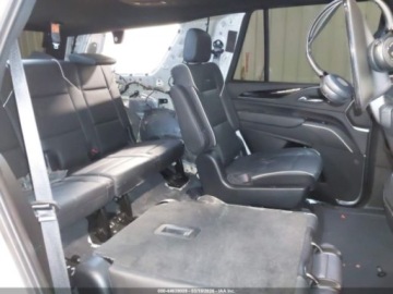 Cadillac Escalade III 2021 Cadillac Escalade Sport 2021 3.0 Diesel 277KM, zdjęcie 12