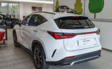 Lexus NX II SUV Facelifting 2.5 350h 243KM 2024 Lexus NX 350h F Sport AWD 2.5 Hybryda 243KM, zdjęcie 2