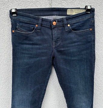 Diesel Skinzee-low W27 L30 stylowe spodnie jeansowe damskie
