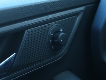 Skoda Fabia III Kombi Facelifting 1.0 TSI 95KM 2021 Skoda Fabia 1.0 TSI, Salon Polska, 1. Właściciel, zdjęcie 17