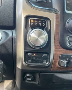 Dodge Ram IV 5.7 V8 390KM 2018 Dodge RAM Dodge RAM 5.7 4x4 5.7 Benzyna 390KM, zdjęcie 13