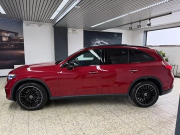 Mercedes GLC C254/X254 Coupe 2.0 300 258KM 2025 MERCEDES-BENZ GLC 300 4-Matic AMG Line 2.0 (258KM) 2025, zdjęcie 2