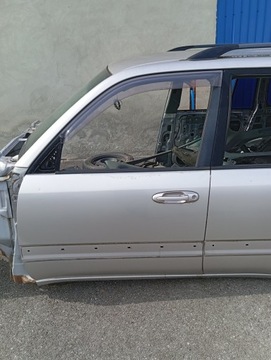 TOYOTA LAND CRUISER FJ 100 98-05 DVEŘE LEVÉ PŘEDNÍ GOLE